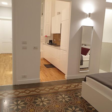 Cosmopolitan-Bari Bed & Breakfast Bagian luar foto