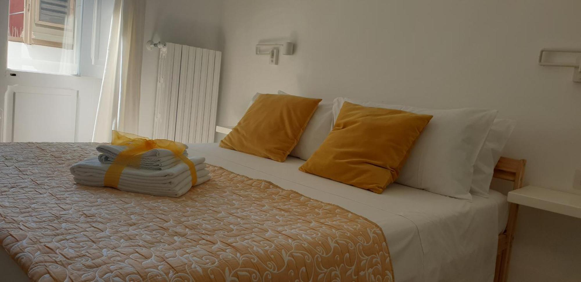 Cosmopolitan-Bari Bed & Breakfast Bagian luar foto