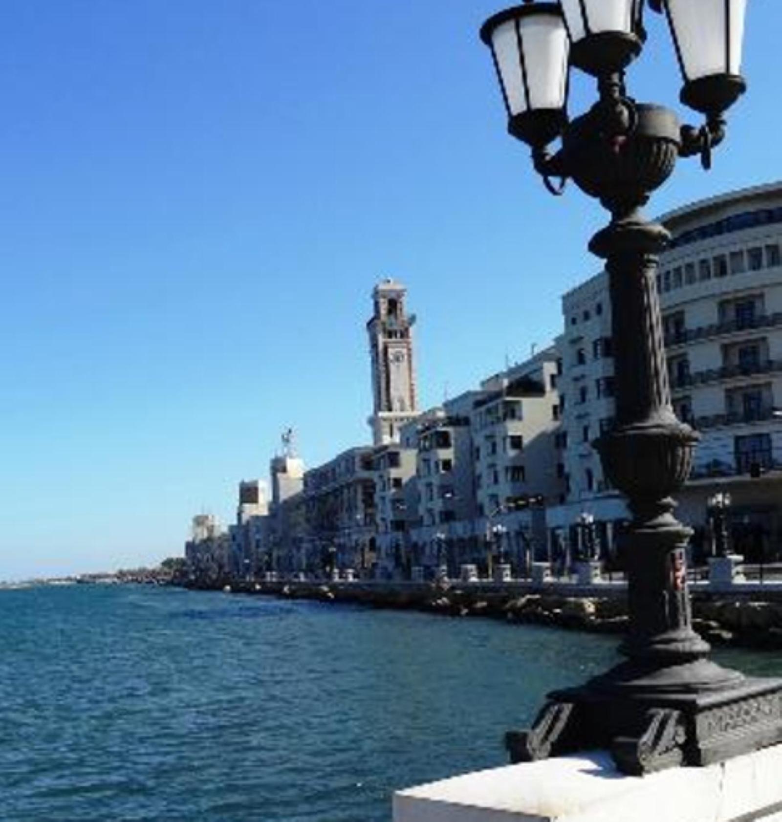 Cosmopolitan-Bari Bed & Breakfast Bagian luar foto